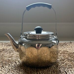 Vintage Faberware Stainless Steel 2qt Silver Tea Kettle with Black Handle